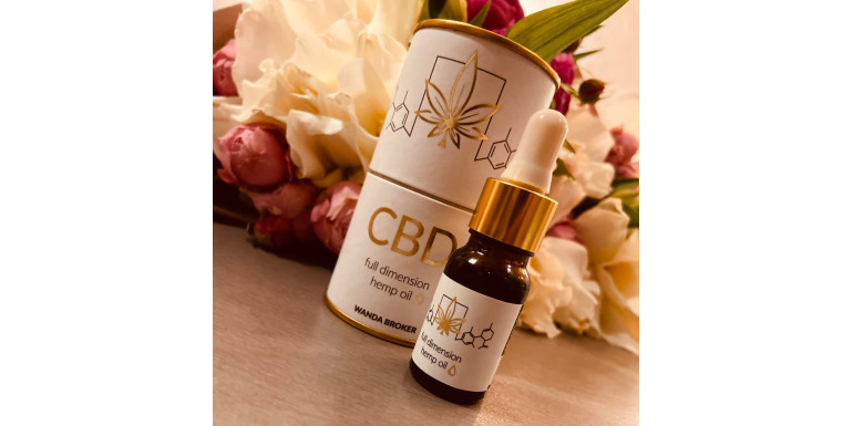 CBD na menopauzę: naturalne wsparcie dla kobiet w tym wyjątkowym okresie